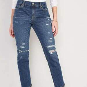 Old Navy Mid Rise Distressed Boyfriend Jean NWT Size 18